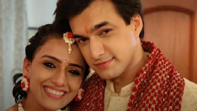 Yeh Rishta Kya Kehlata Hai छोड़ इमोशनल हुईं एक्ट्रेस, लिखा...