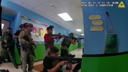 Vídeo inédito de la matanza en la escuela de Uvalde que confirmaría la lenta respuesta policial