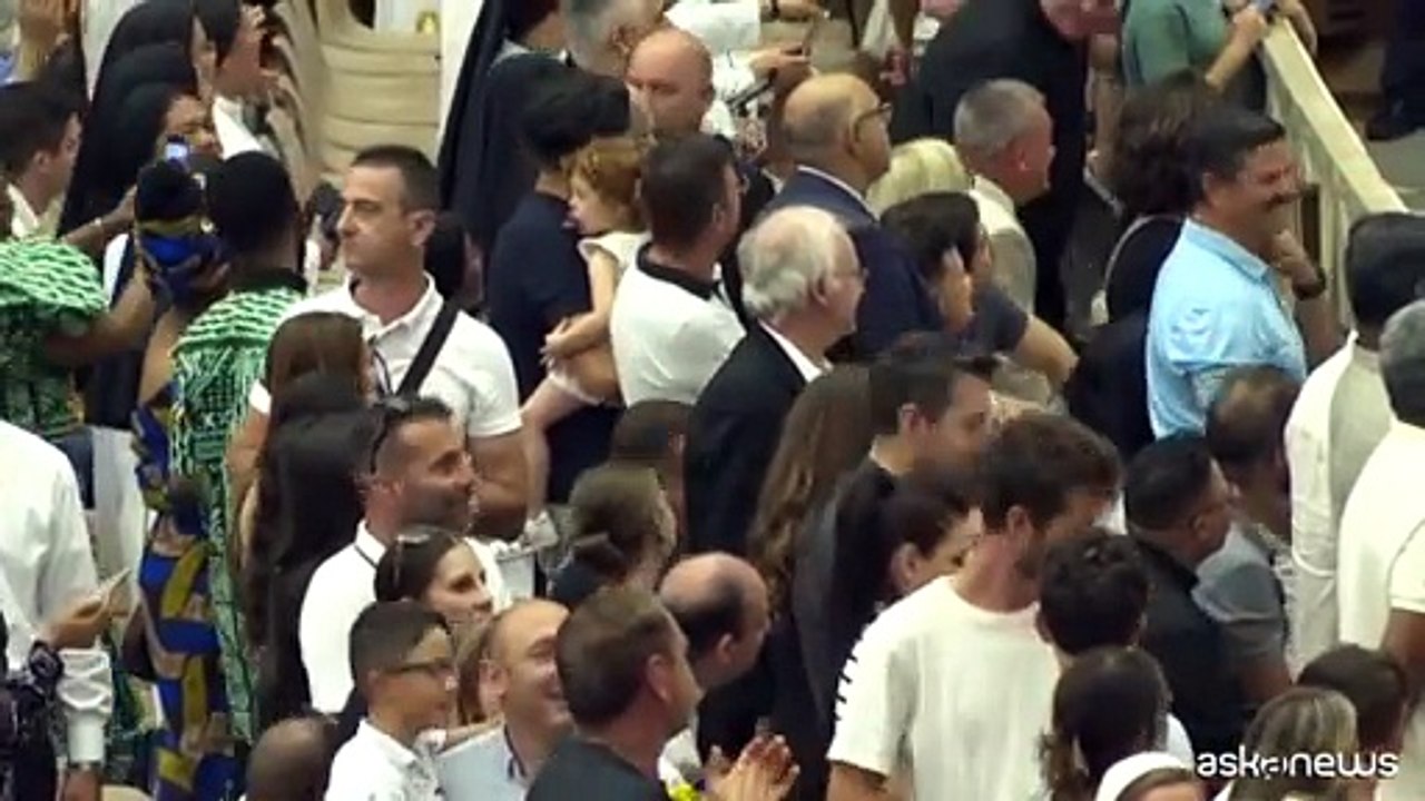 Papa: Dio doni pace a popoli che vivono tragedia guerra
