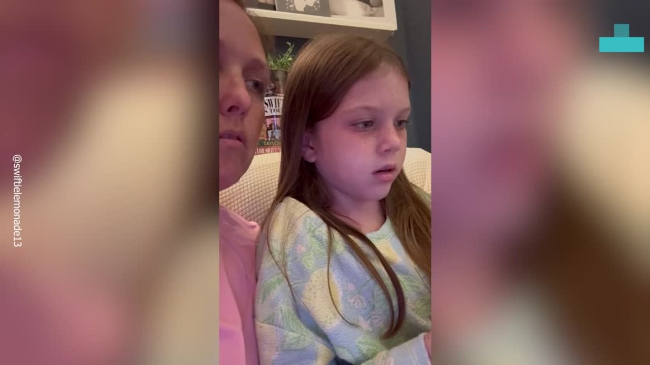 Mother and Daughter Freak Out Over Taylor Swift's New Album Announcement
