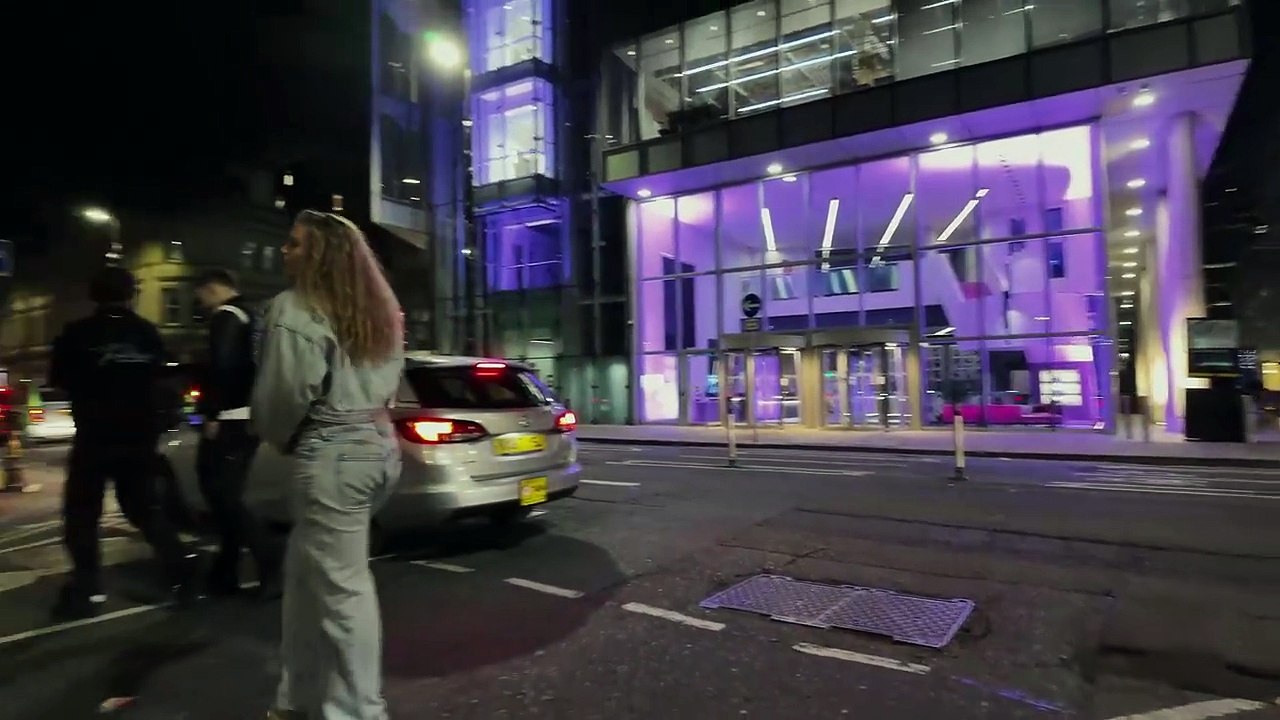MANCHESTER NIGHTLIFE 4K 🇬🇧 _ What REALLY Happens After 2AM in the City Centre_
