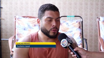 fuzileiro naval se defende de assalto no recife: a luta pela vida capturada por câmeras de segurança