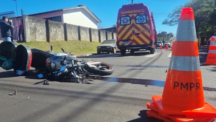 Homem e mulher sofrem acidente de moto no Periolo e ficam feridos