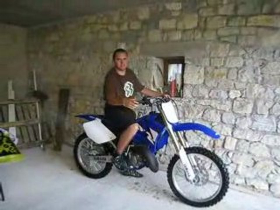 Moi sur mon 125YZ