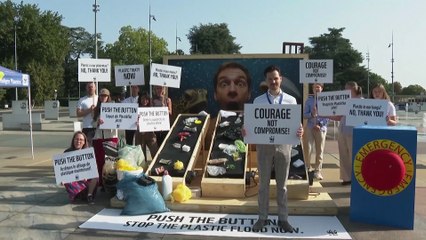 Protestierende fordern bei UN-Gesprächen entschlossene Maßnahmen gegen Plastikverschmutzung