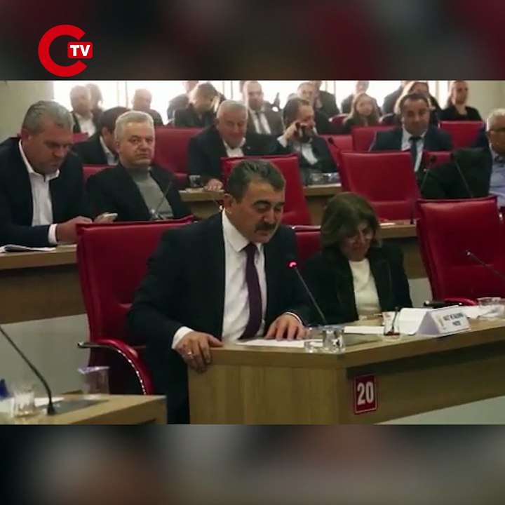 Aydın Büyükşehir Belediye Başkanı Özlem Çerçioğlu, İYİ Parti'den AKP'ye geçen Nazilli Belediye Başkanı'na sert tepki gösterdi