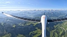 Schweizer stellt neuen Höhenrekord für Solarflugzeug auf