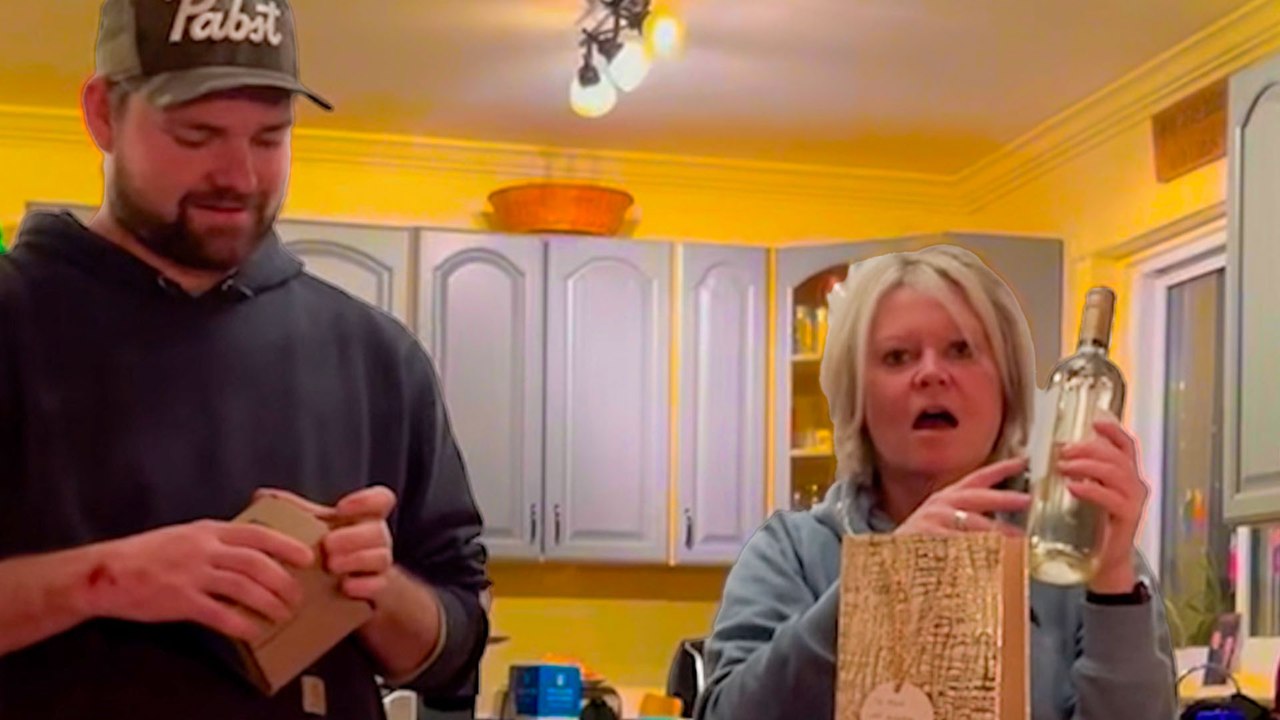 Heartwarming Christmas Surprises Compilation – Joy, Laughter & Gifts!|| Heartsome 💖