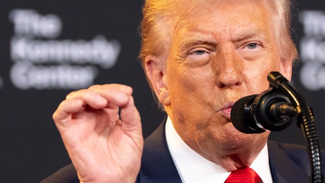 Trump asegura que Rusia sufrirá "consecuencias" si Putin no para la guerra tras la reunión