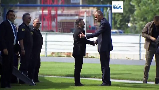 Ο Πούτιν μπλοφάρει , λέει ο Ζελένσκι στον Τραμπ, καθώς οι Ευρωπαίοι ηγέτες πιέζουν για κατάπαυση του πυρός