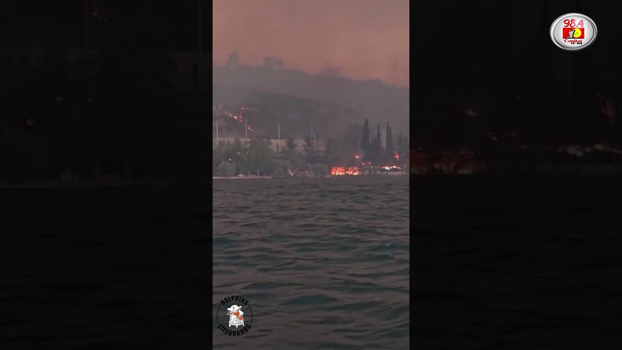 Patras blaze - Scorching wildfires rage in Kaminia as thousands evacuated in Greece