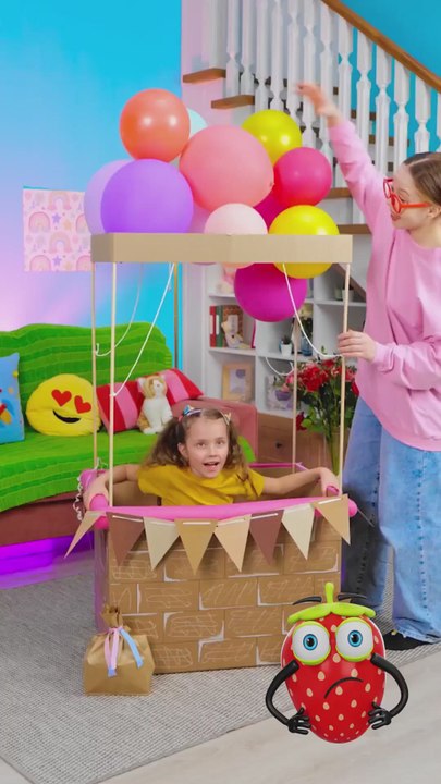 🚀🎈DIY cardboard hot air balloon—Let’s fly high! 🧡✂️ #craftfun #diytoys