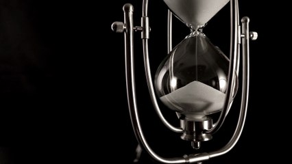 Méditation Introspective et Réflexion Profonde | Musique Zen & Sablier du Temps 4K