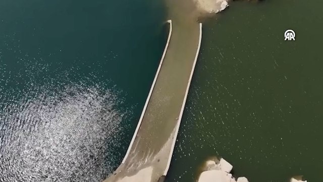 Baraj suyu çekilince Çağlayan Köprüsü ortaya çıktı