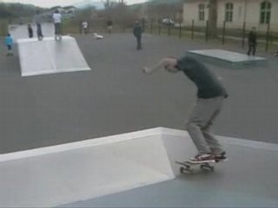 tim 36 flip pyramide