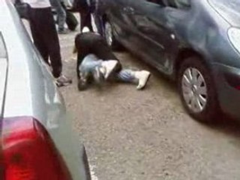 kévine en mode "frapeur"