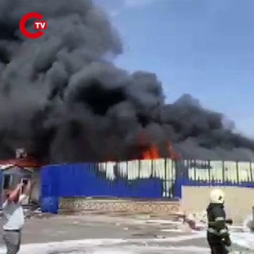 Son Dakika... Eskişehir'de fabrika yangını: 2 fabrikaya daha sıçradı
