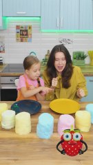 Funny cotton candy challenge! 🤯💙🍭 #parenting