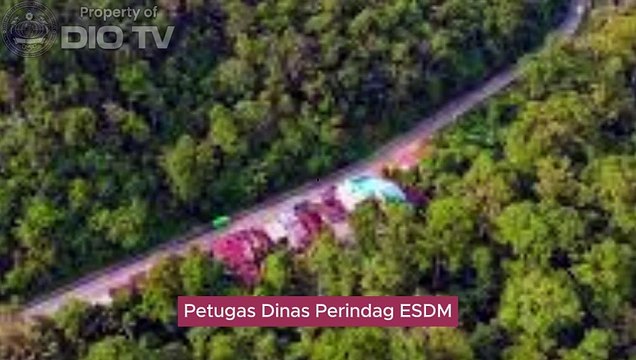 Tambang laterit di Mungguk Jering, Dusun Lintang Batang, Desa Teluk Bakung, Kecamatan Ambawang, Kabupaten Kubu Raya tidak ada izin menurut Pemerintah Provinsi Kalimantan Barat