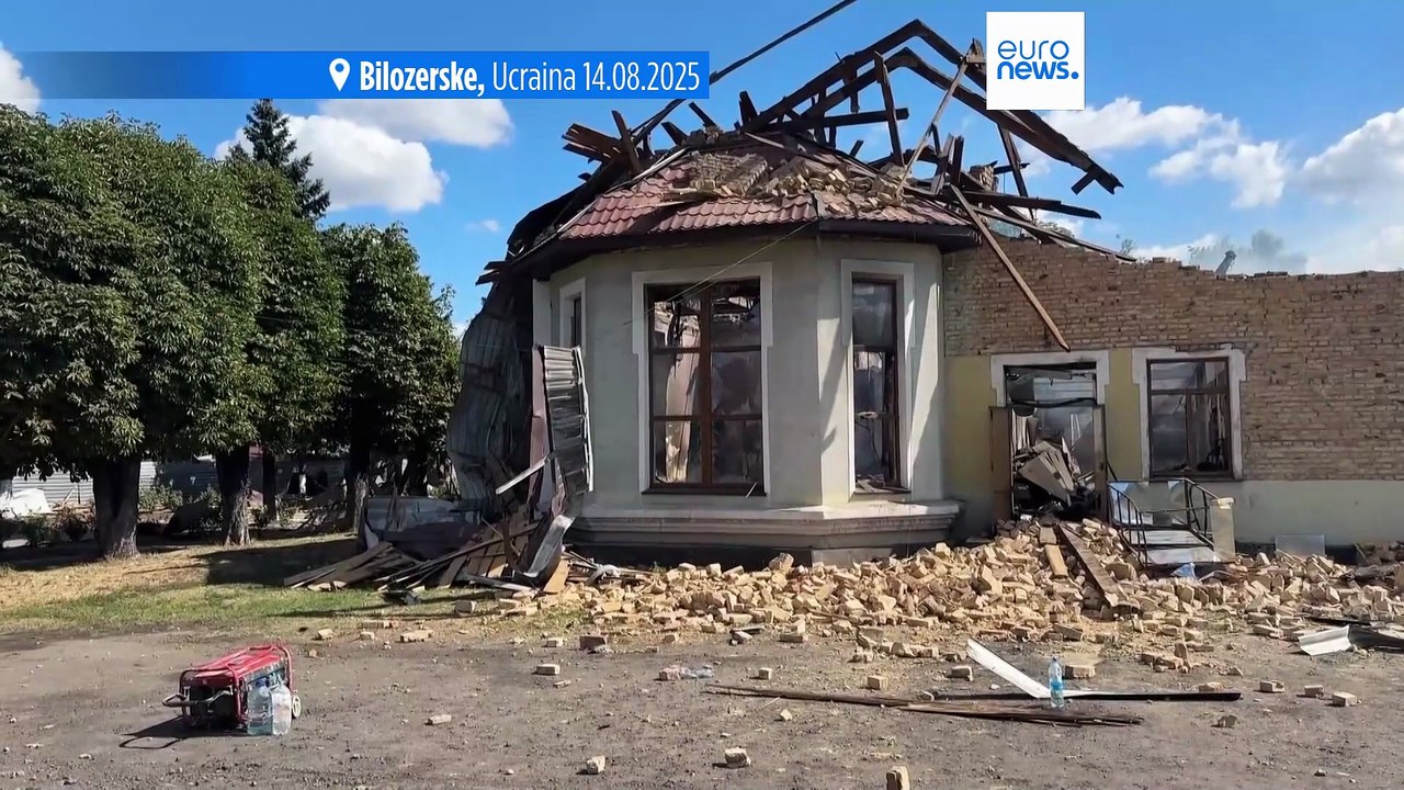 Almeno otto morti e 18 feriti negli ultimi attacchi russi sull'Ucraina, Kiev colpisce una raffineria