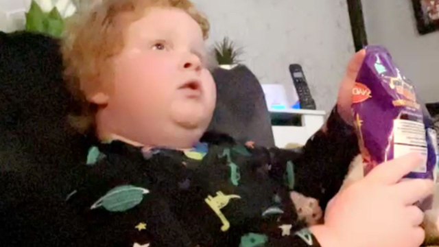 Little boy tries pickled onion crisps and instantly regrets his decision