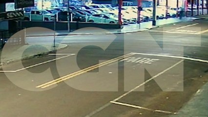 Maníaco da tinta vermelha: indivíduo é flagrado vandalizando garagens de veículos em Cascavel