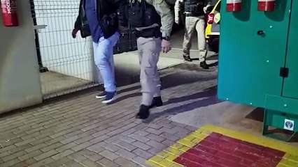 Homem chuta a irmã durante confusão no Riviera e acaba detido pela PM
