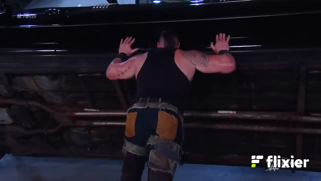 Furious Braun Strowman pushes over Mr. McMahon's limousine: Raw, Jan. 14, 2019