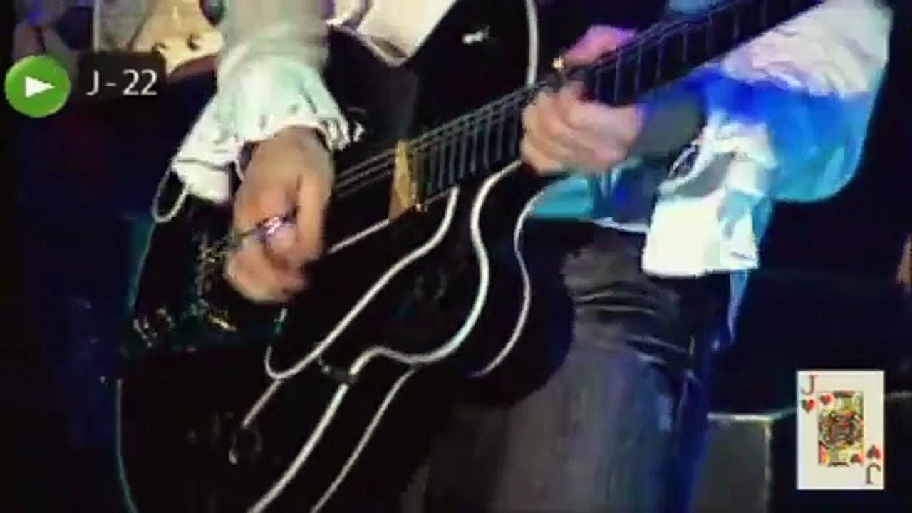 Johnny Hallyday – Blue Suede Shoes (J-22 avant le Tour 66) – 10 mai 2009