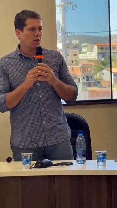 VÍDEO: Zé Cocá dificulta aproximação com Jerônimo e declara apoio à reeleição de Coronel