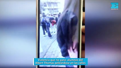 Violencia que no para: alumnos del Albert Thomas peleándose en las calles