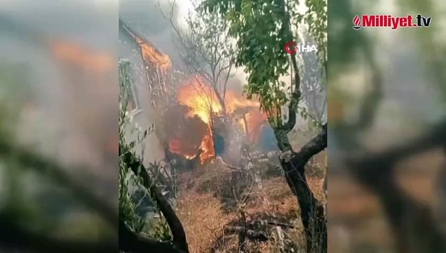 Yurdun dört bir yanında alevlerle mücadele! Yangın köye indi: Kaç artık hiçbir şey yapamayız