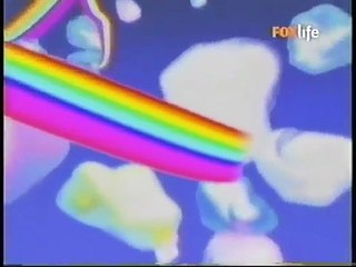 Magic Lantern - Arcoiris y fondo rojo - BabyTV