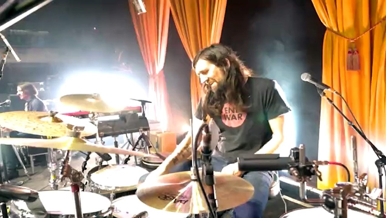 SHERYL CROW — Soak Up The Sun // “Sheryl Crow Live At Capitol Theatre”: 2017 “Be Myself Tour”