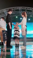 Kind Poor Girl Helped Child, Powerful Billionaire Ceo Saw It, Chose Her As His Wife, And Adored Her - Full Movie