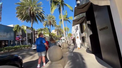 Weekend Stroll to Beverly Hills Sign _ Rodeo Drive Holiday Magic 🎄