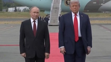 Putin avoids answering ceasefire question at Alaska summit arrival