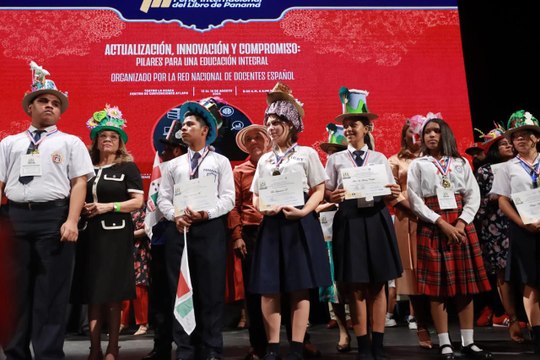 Premian a ganadores del Concurso Nacional de Cuentos