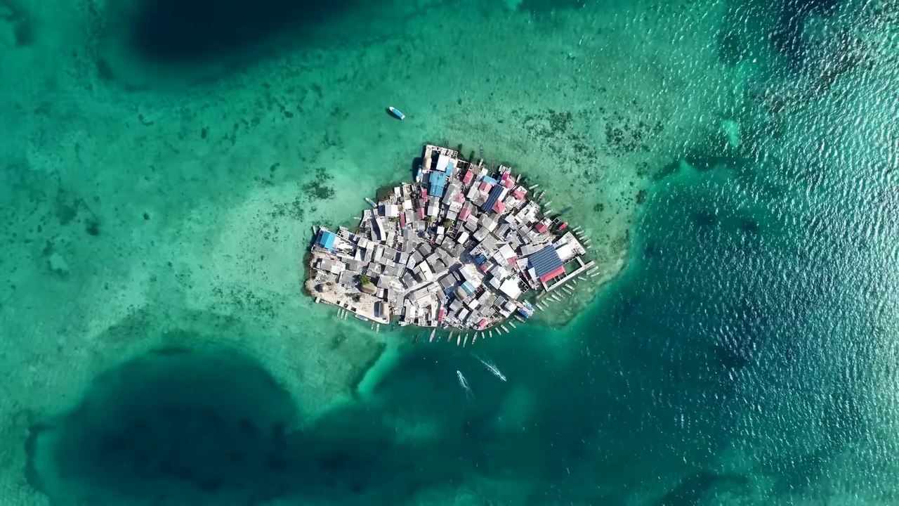 Visiting the Most Crowded Island on Earth (I cant forget what I saw)