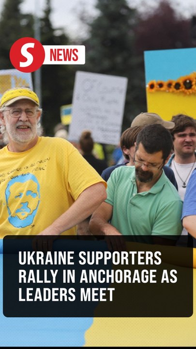 Anchorage protesters rally for Ukraine as Trump meets Putin