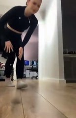 Sahibinin Egzersiz Hareketini Sabote Eden Kedi