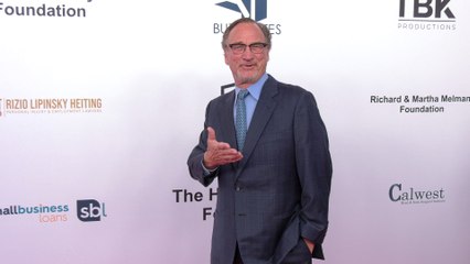 Jim Belushi attends the "Harold and Carole Pump Foundation 25th Anniversary Celebrity Dinner" red carpet in Los Angeles