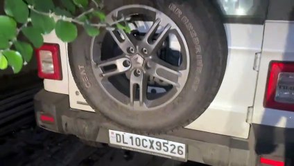 दिल्ली के मोती नगर में सड़क हादसा,थार की टक्कर से बाइक सवार की मौत