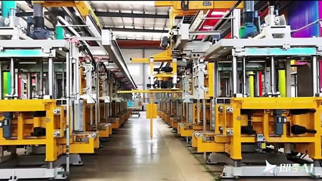 Refrigerator production line equipment, box body foaming line