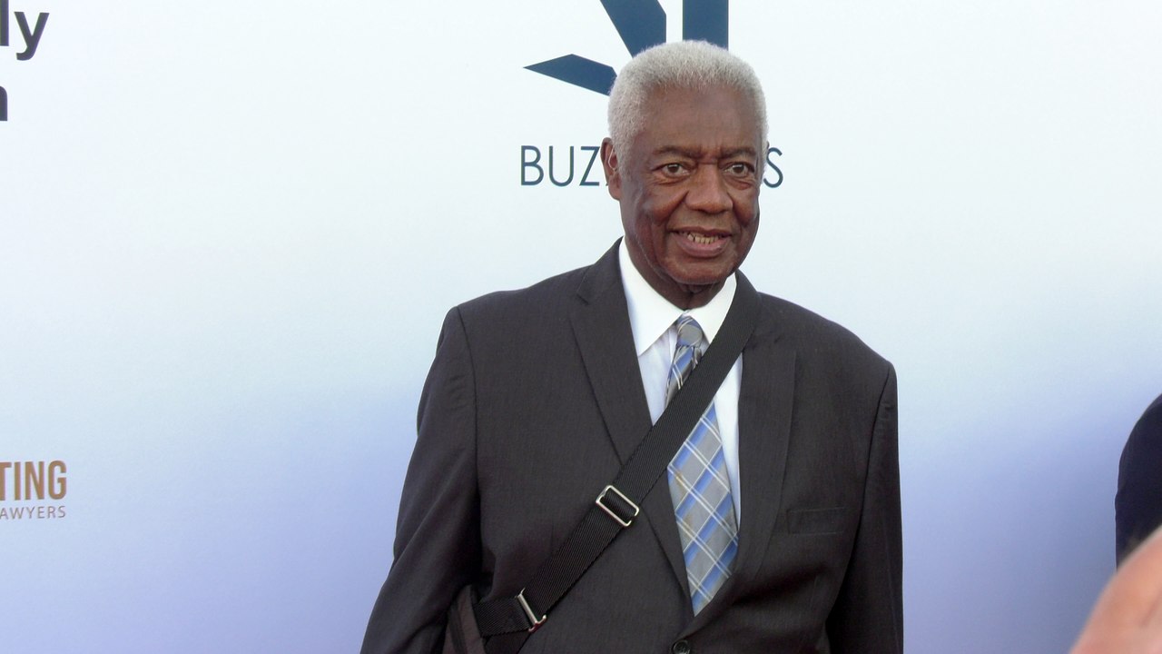 Oscar Robertson "Harold and Carole Pump Foundation 25th Anniversary Celebrity Dinner" Red Carpet