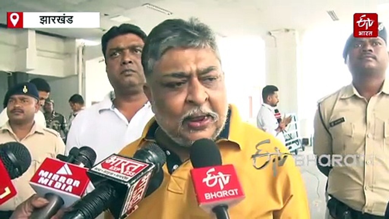 विधानसभा परिसर में शिक्षा मंत्री रामदास सोरेन को दी गयी श्रद्धांजलि, प्रदेश में एक दिन का राजकीय शोक