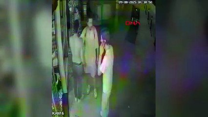 Ensesine saplanmış bıçakla soluğu hastanenin acil servisinde aldı!