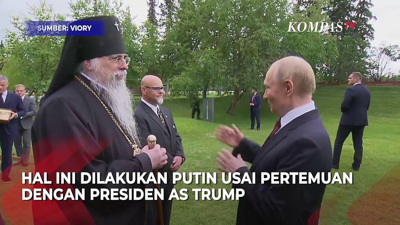 Usai Temui Trump, Putin Kunjungi Makam Pilot Soviet di Alaska