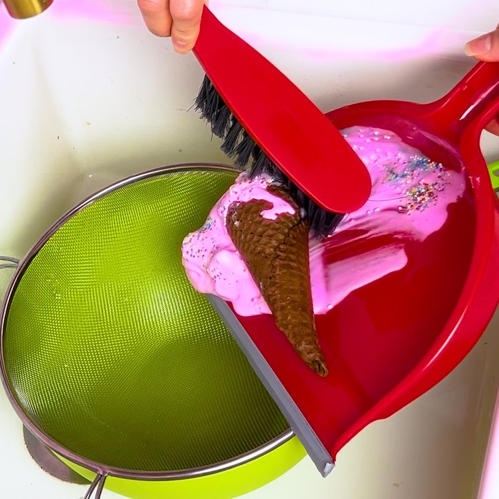 Easy, tasty ice cream made from scratch 🍦 #comedy #icecream #yummy #diy #sketch #craft #foodie