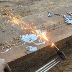 how expert welder build a heavy duty excavator bucket